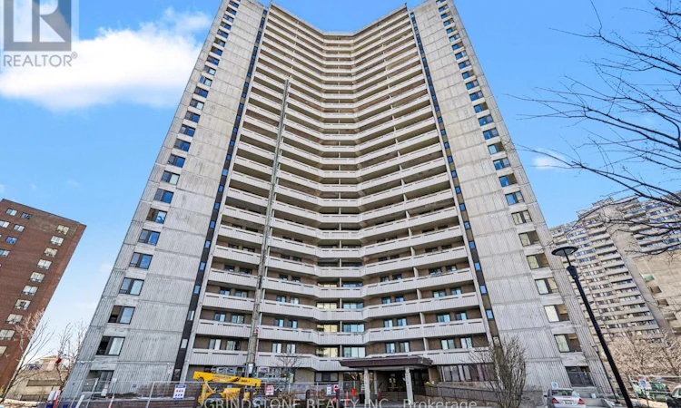 408-1171 Ambleside Drive