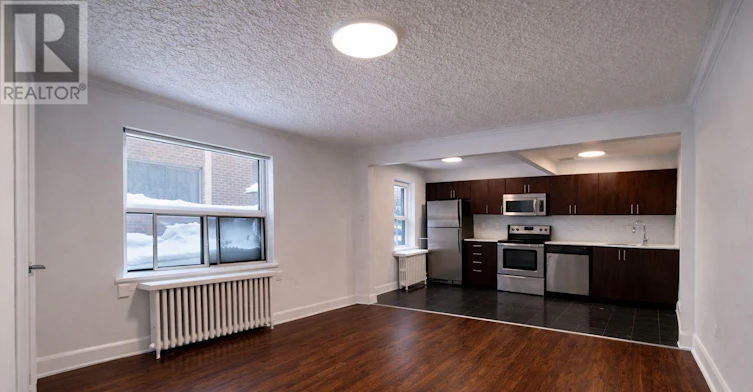 35-2404 Queen Street E, Toronto, ON, M1N 1A2 - 2