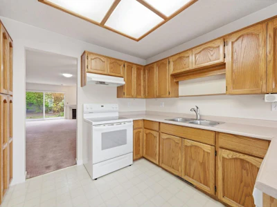 25-32615 Murray Avenue - 5