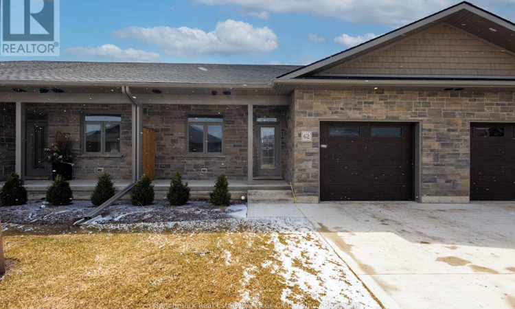 62 Cavalier Crescent
