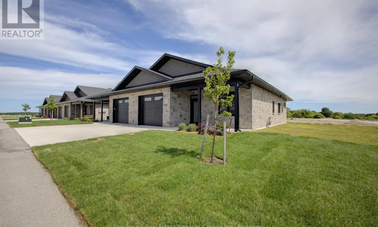 65 Cavalier Crescent
