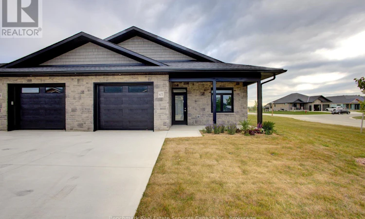 65 Cavalier Crescent