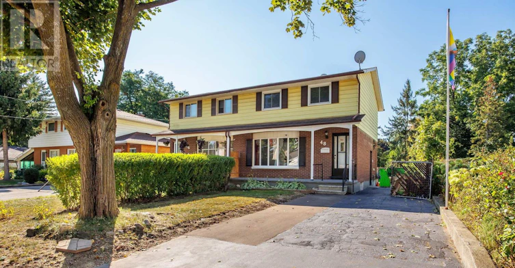 2-48 Clarence Street, Cambridge, ON, N3C 1K9