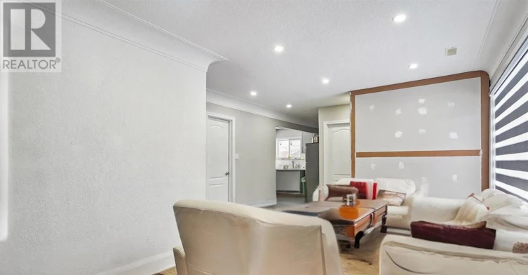 UPPER-251 King Street E, Hamilton, ON, L8G 1L9 - 5