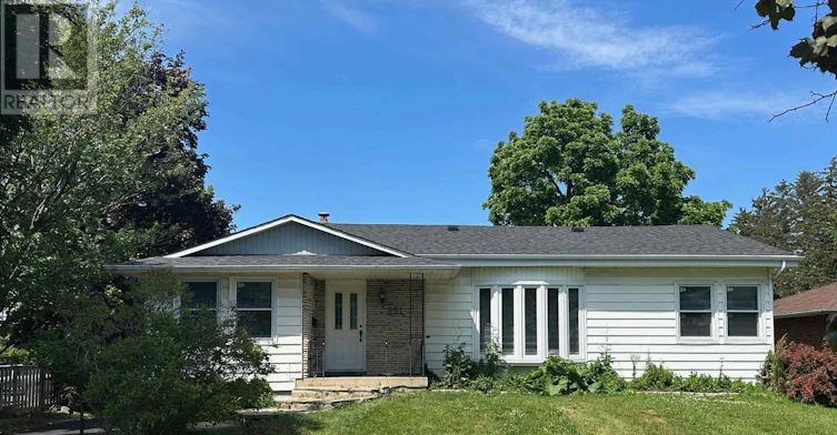 UPPER-251 King Street E, Hamilton, ON, L8G 1L9 - 2