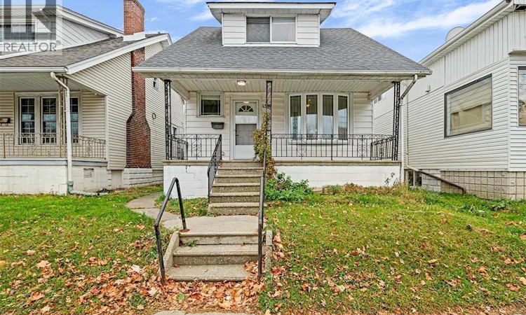 1333 Wyandotte Street West