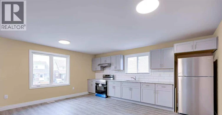 653 Bridge, Windsor, ON, N9B 2M5 - 2
