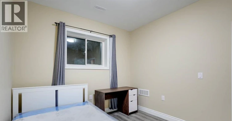 653 Bridge, Windsor, ON, N9B 2M5 - 4