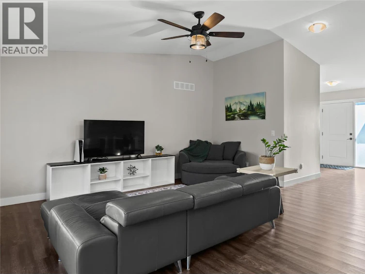 530 Muir Road, West Kelowna, BC, V1Z 3W1 - 4