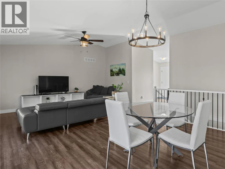 530 Muir Road, West Kelowna, BC, V1Z 3W1 - 7