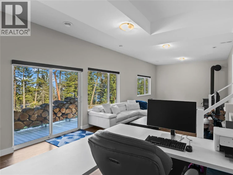 530 Muir Road, West Kelowna, BC, V1Z 3W1 - 34