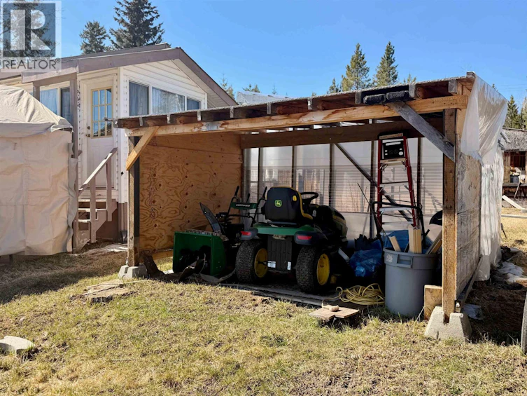 5118 Perkins Road, 100 Mile House, BC, V0K 1G0 - 5