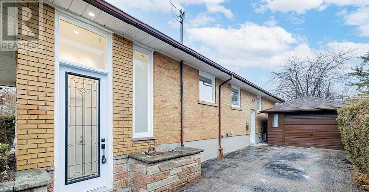 MAIN-6 Glaive Drive, Toronto, ON, M1P 1X6 - 4