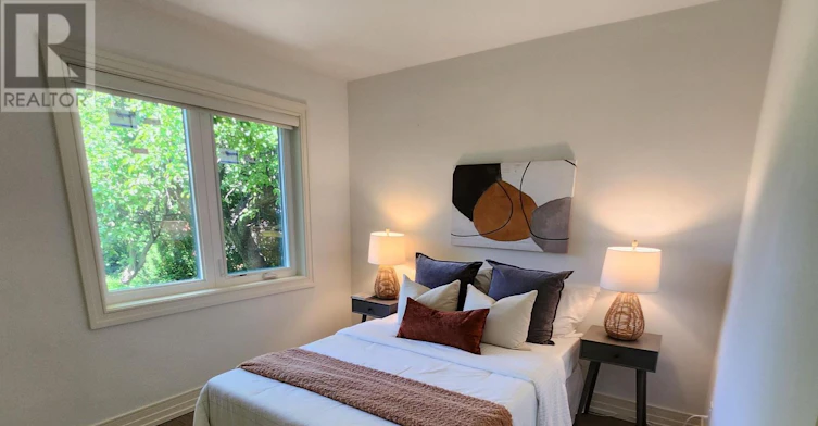 MAIN-6 Glaive Drive, Toronto, ON, M1P 1X6 - 11