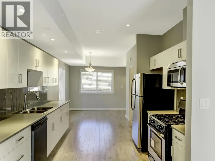 101-551 Ellis Street, Penticton, BC, V2A 4M4 - 4