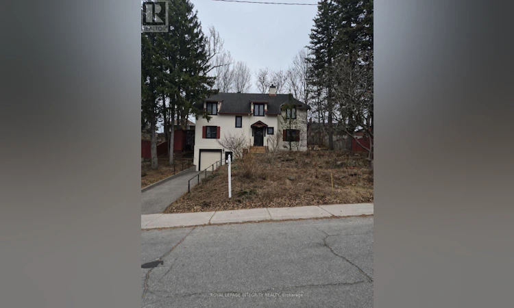 290 Holmwood Avenue