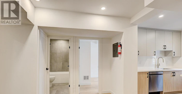 3-326 St George Street, Toronto, ON, M5R 2P5 - 4