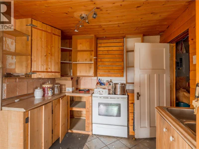 1400 Chasm Road - 3
