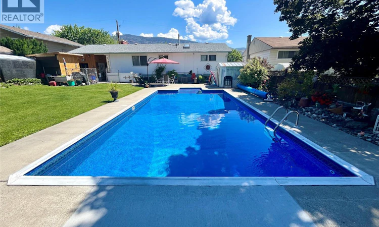 20 Finch Crescent