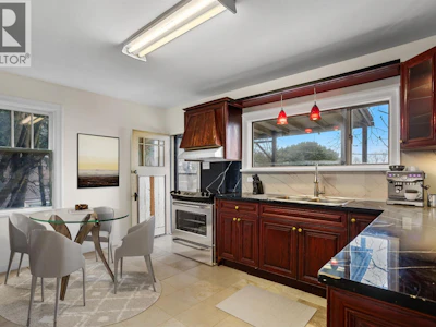 454 Rousseau Street - 3