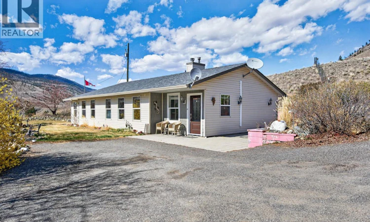 3876 Hills Frontage Road