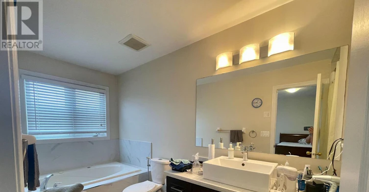 UPPER-42 Crystalview Crescent, Brampton, ON, L6P 2R7 - 16