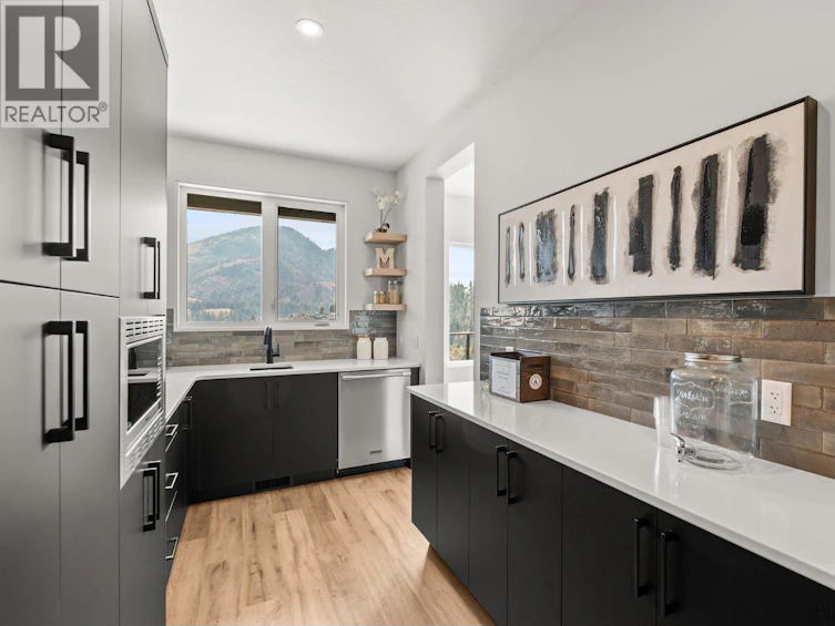 901 Melrose Street, Kelowna, BC, V1P 0A8 - 14