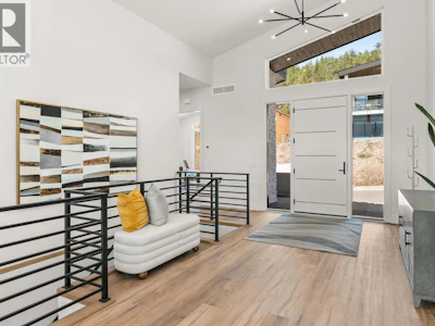 901 Melrose Street - 2