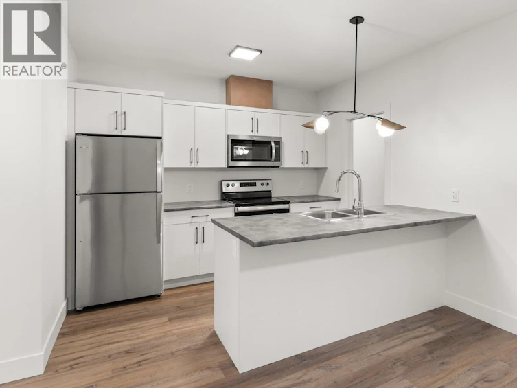 901 Melrose Street, Kelowna, BC, V1P 0A8 - 82