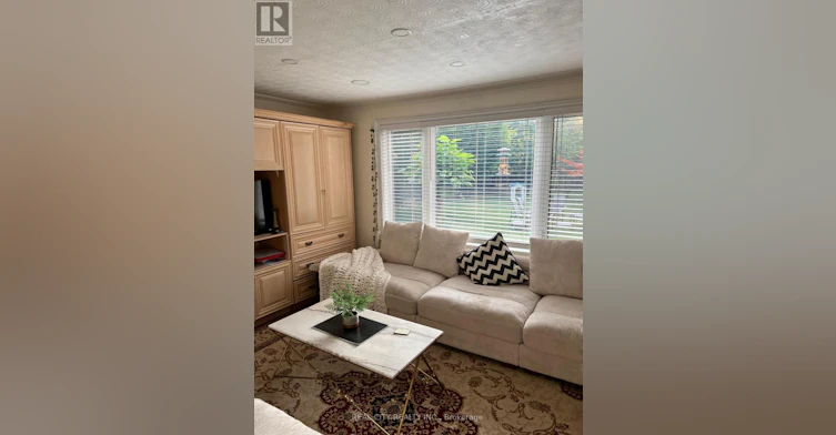 UPPER-2451 Loanne Drive, Mississauga, ON, L5K 1P1 - 7