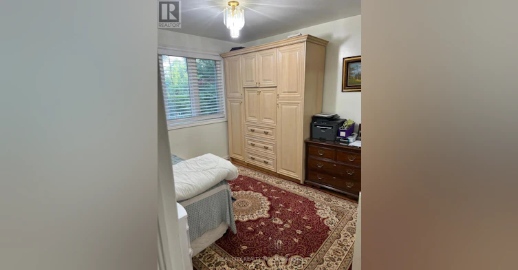 UPPER-2451 Loanne Drive, Mississauga, ON, L5K 1P1 - 8
