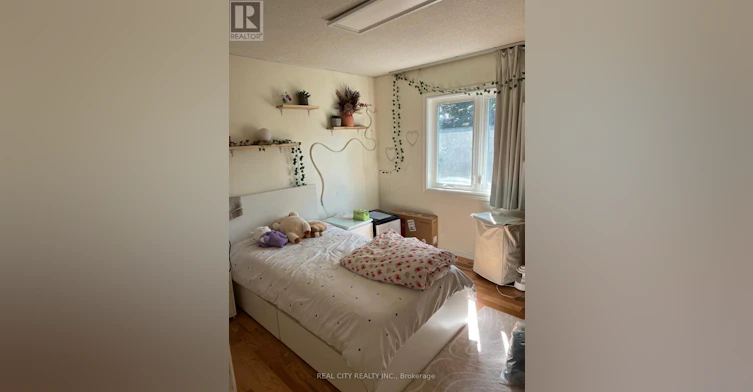 UPPER-2451 Loanne Drive, Mississauga, ON, L5K 1P1 - 15