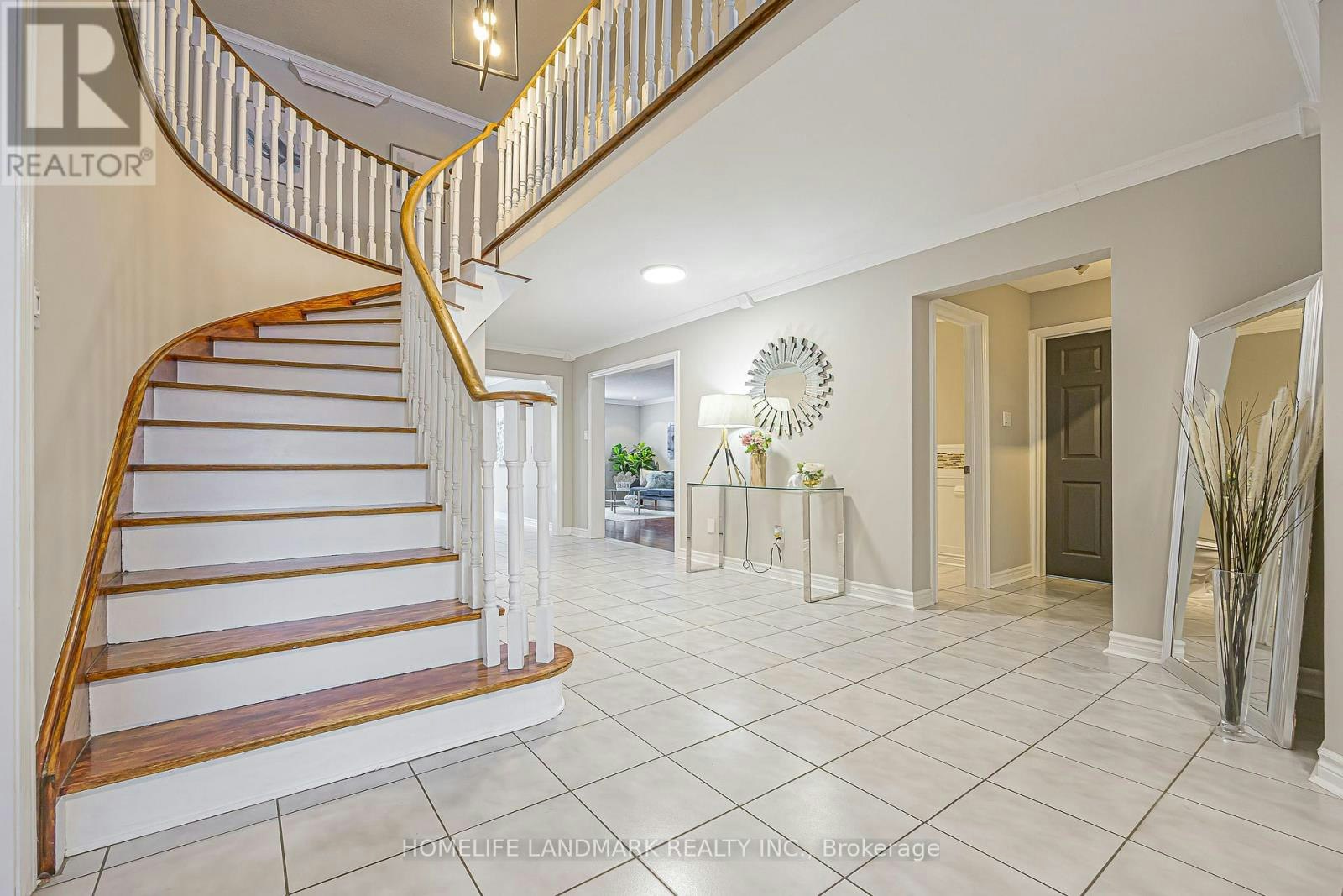 246 Jelley Avenue, Newmarket, ON, L3X 1S6