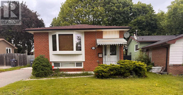 MAIN-215 Archdekin Drive, Brampton, ON, L6V 1Y8