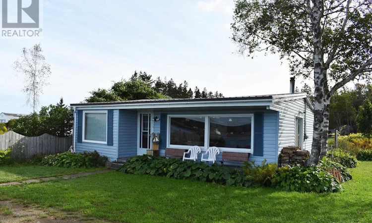 208 Lighthouse Road
