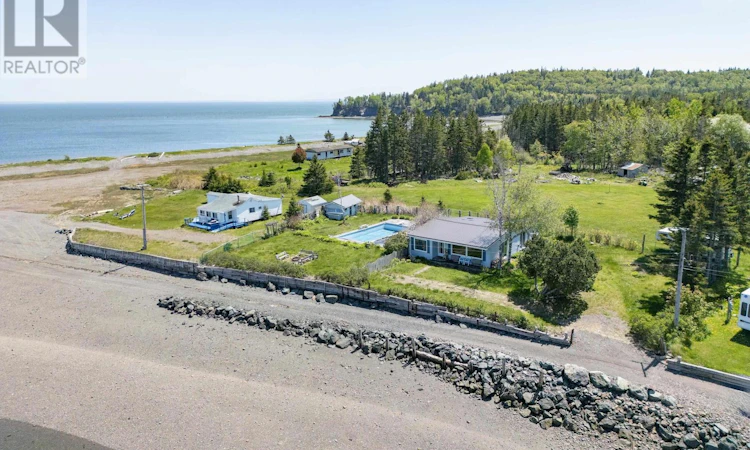 208 Lighthouse Road
