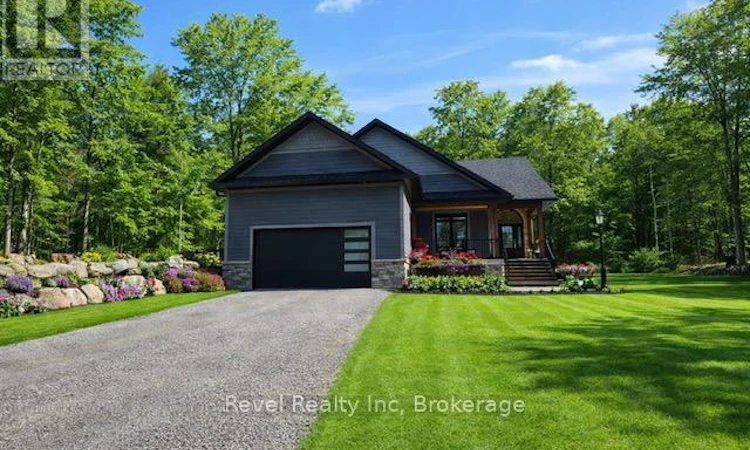 517 Silverbirch Drive