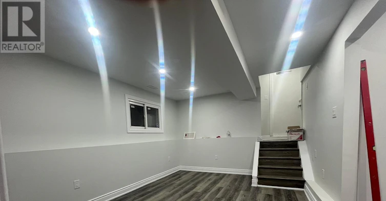 8 Rotherglen Court, Brampton, ON, L6X 2S1 - 4