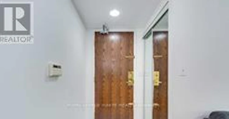 402-3 Pemberton Avenue, Toronto, ON, M2M 4M1 - 4