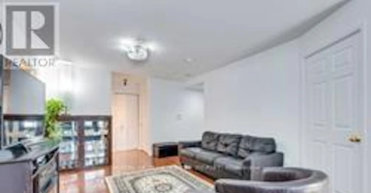 402-3 Pemberton Avenue, Toronto, ON, M2M 4M1 - 11