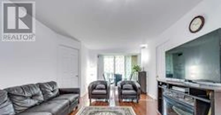 402-3 Pemberton Avenue, Toronto, ON, M2M 4M1 - 12