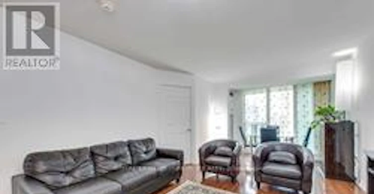 402-3 Pemberton Avenue, Toronto, ON, M2M 4M1 - 7