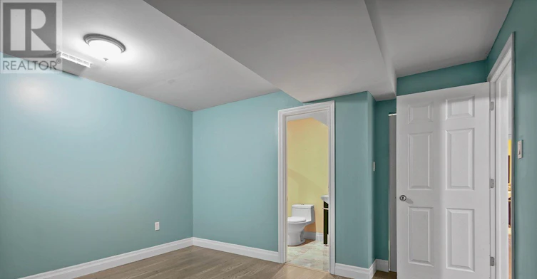 16 Sergio Marchi (Lower Street, Toronto, ON, M3L 0B7 - 24