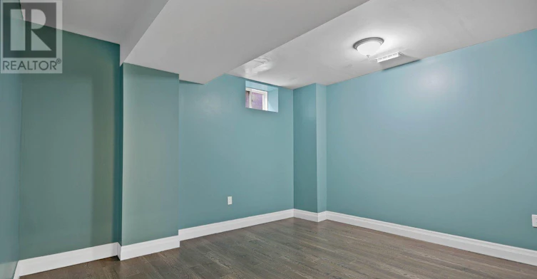 16 Sergio Marchi (Lower Street, Toronto, ON, M3L 0B7 - 23
