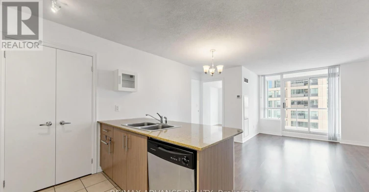 1805-12 Yonge Street, Toronto, ON, M5E 1Z9 - 9