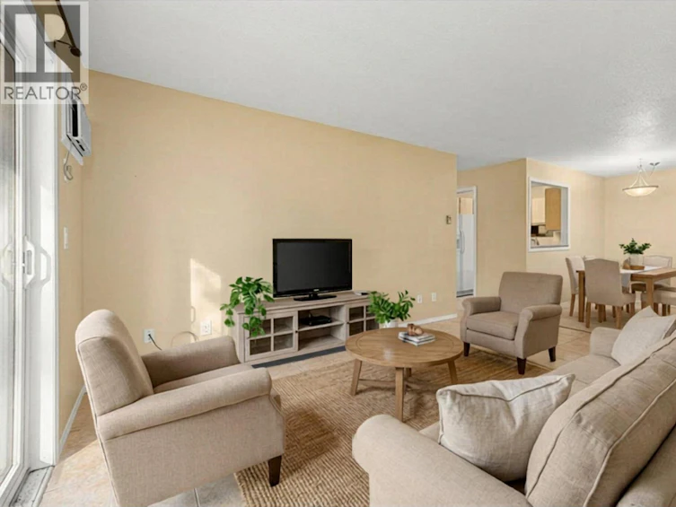 300-3160 De Montreuil Court, Kelowna, BC, V1W 3W3 - 3