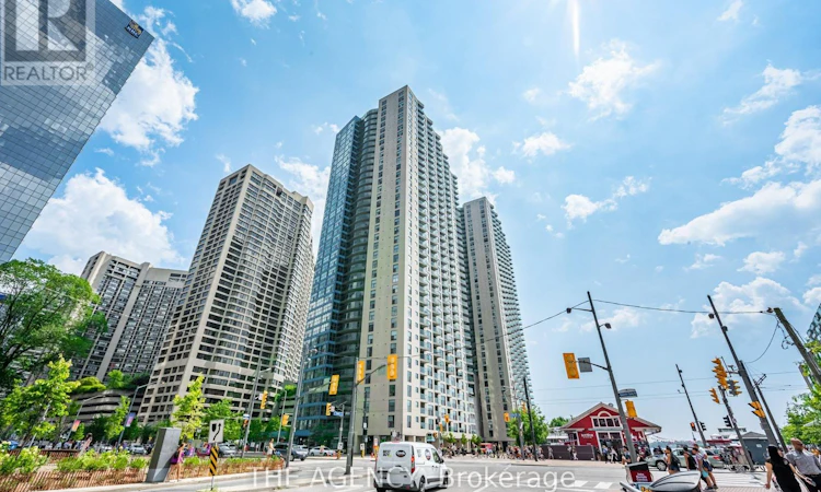 606-99 Harbour Square