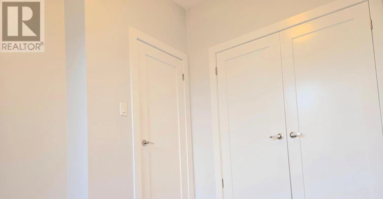 LANEWAY SUITE-94 Barrington Avenue, Toronto, ON, M4C 4Z1 - 13