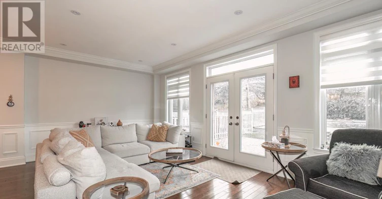 MAIN & UPPER-100 Falstaff Avenue, Toronto, ON, M6L 2E4 - 8