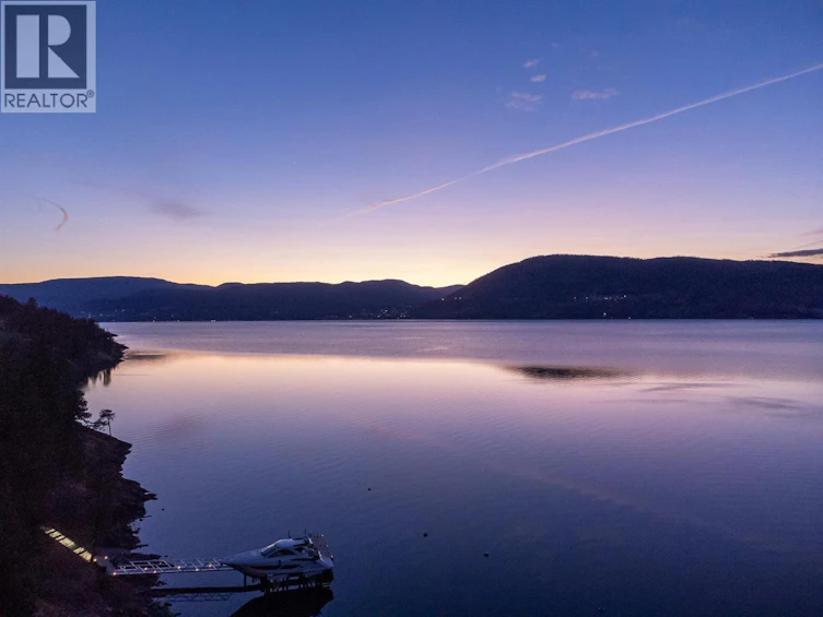 6850 Lakeshore Road, Kelowna, BC, V1W 4J5 - 20